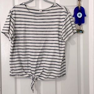 Front Tie Old Navy Shirt Ivory & Blue Size Large Good Condition